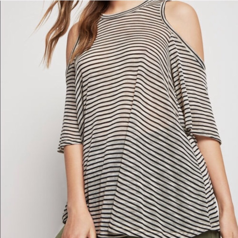 BCBG striped cold shoulder flowy top